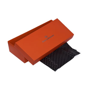 Flat Packed Clothes Packaging Box with Silver Foiled Logo